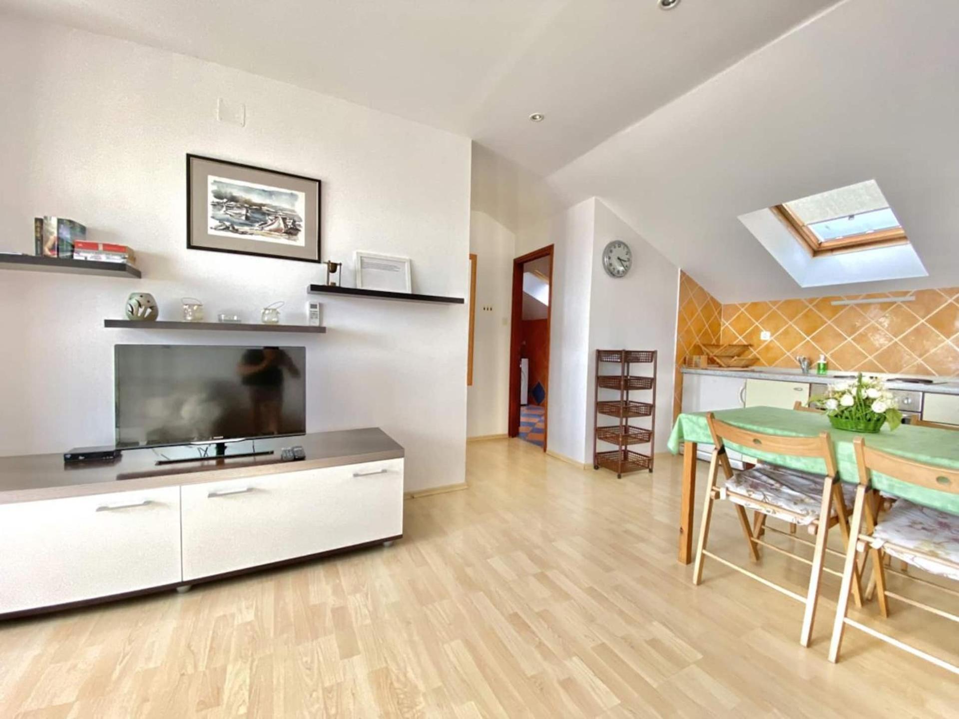 Family Apartments Viva Close To The Beach Krk Town Exteriér fotografie