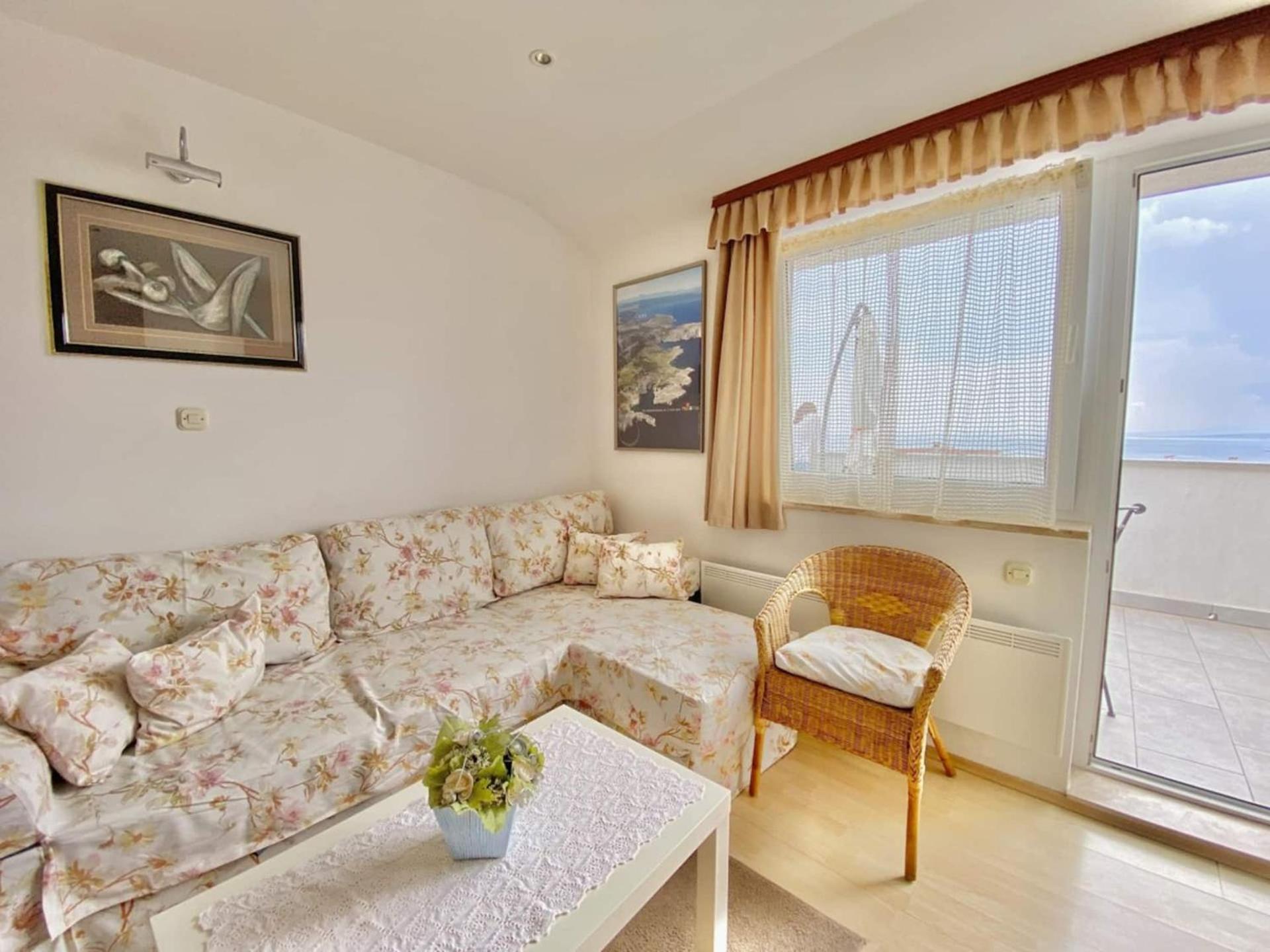 Family Apartments Viva Close To The Beach Krk Town Exteriér fotografie