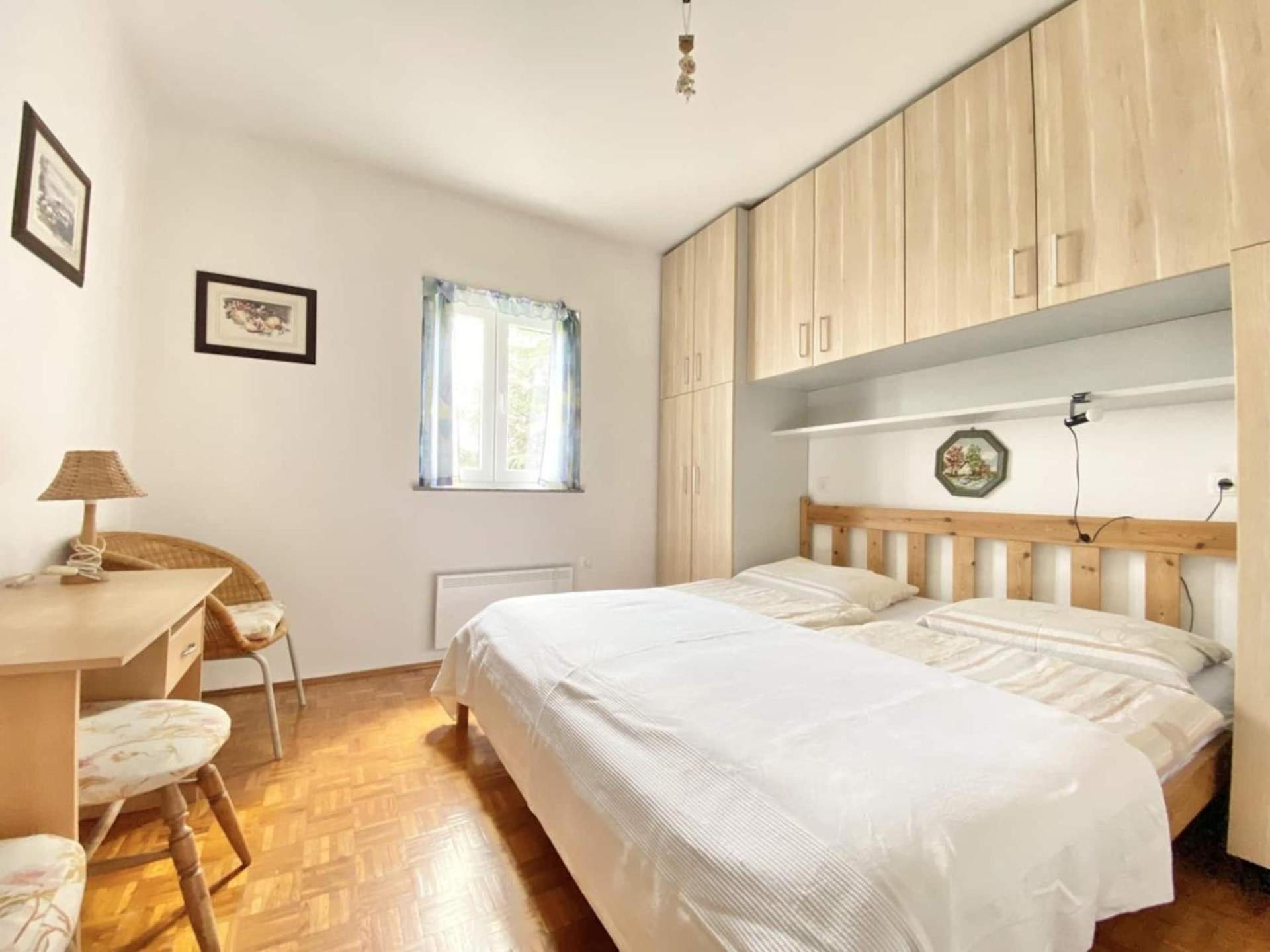 Family Apartments Viva Close To The Beach Krk Town Exteriér fotografie
